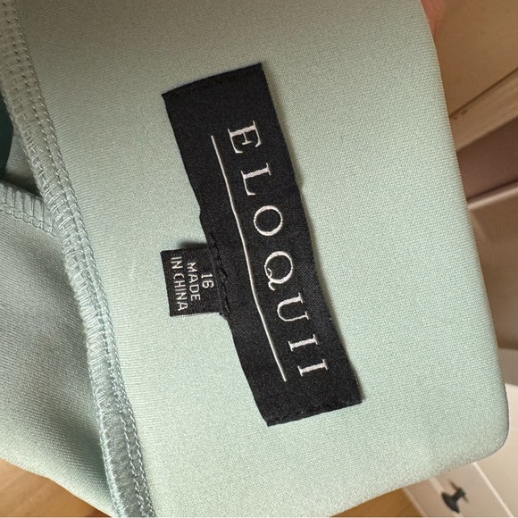 ELOQUII | Mint Green Neoprene Pencil Skirt - Size 16 - Picture 4 of 6